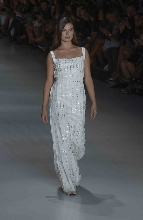 Isis Valverde SPFW Isis Valverde SPFW
